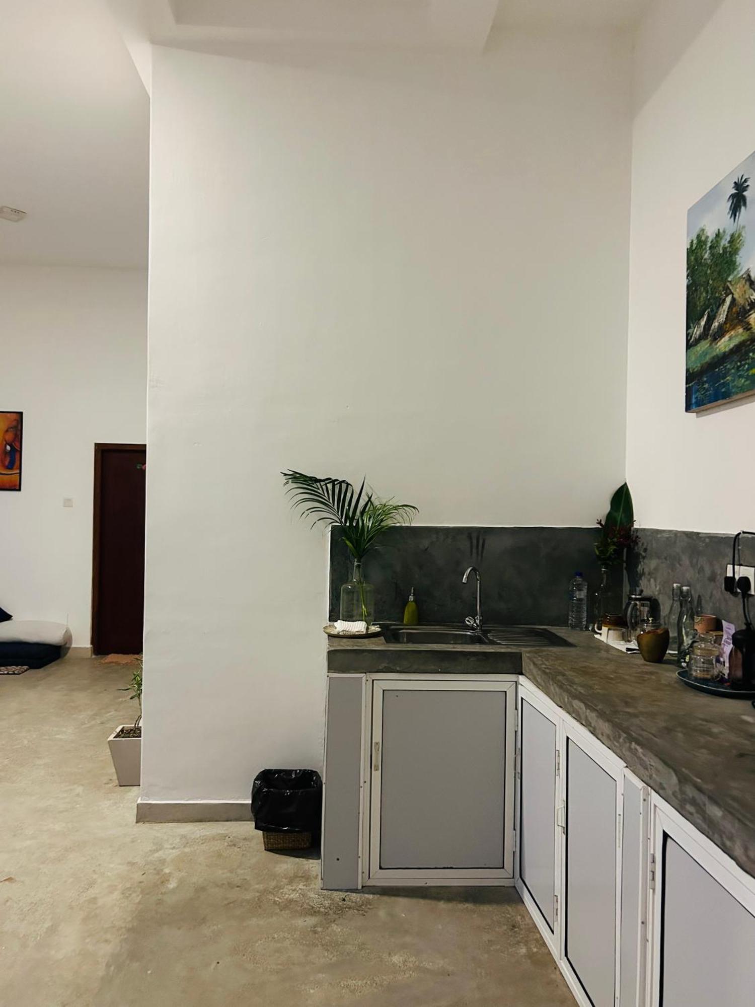One Bhakthi Hotell Ahangama Exteriör bild
